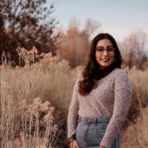 Meet your Posher, Cristina